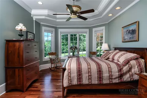 Bedroom - 5712 Summit Rd, Purlear, NC 28665 photo 3 of 6