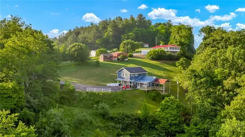 242 Ladd Parson Rd, Crumpler, NC 28617