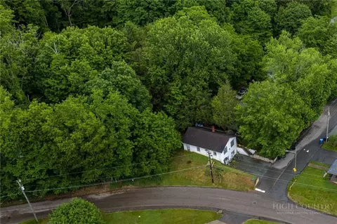 View/Area - 105 Summit St, Boone, NC 28607 photo 2 of 2