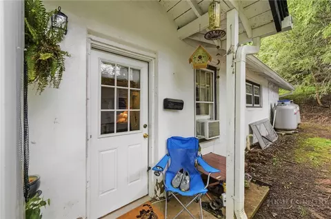 Exterior - 105 Summit St, Boone, NC 28607 photo 2 of 2