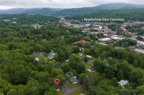 View/Area - 105 Summit St, Boone, NC 28607 photo 1 of 2