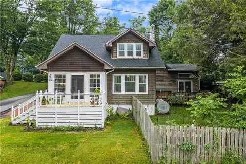 218 Pine St, Boone, NC 28607