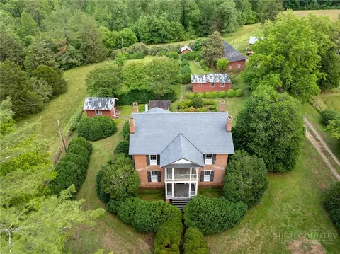 4157 Calico Rd, Lenoir, NC 28645