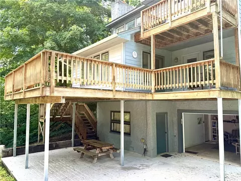 3065 Elk Park Hwy, Newland, NC 28657