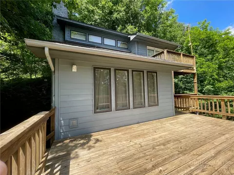 3065 Elk Park Hwy, Newland, NC 28657