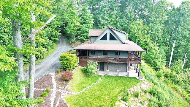 1400 Rustic Rd, West Jefferson, NC 28694