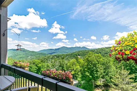 164 Ridgeline Dr #21B, Sugar Mountain, NC 28604