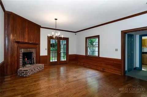 Dining - 135 Heritage Dr, Boone, NC 28607 photo 1 of 4