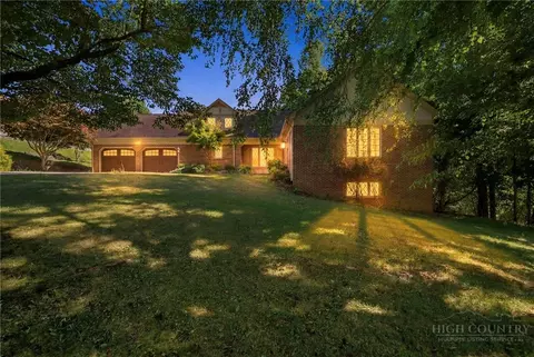 304 Glendale Dr, Boone, NC 28607 photo 1