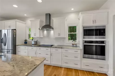 Kitchen - 364 Skyview St, Deep Gap, NC 28618 photo 3 of 6