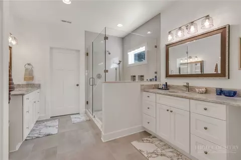 Bath - 364 Skyview St, Deep Gap, NC 28618 photo 1 of 5