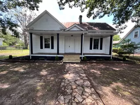 603 Thomas St, Reidsville, NC 27320
