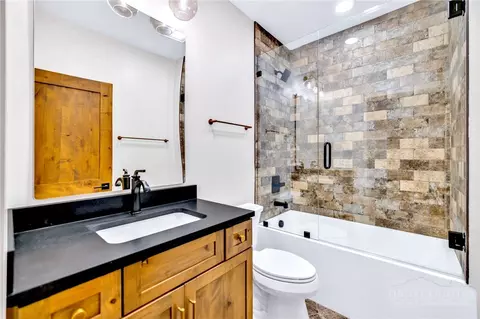 Bath - 253 Range View Dr #B, Jefferson, NC 28640 photo 4 of 4