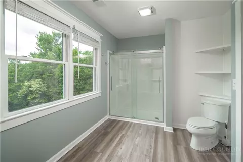 Bath - 105 Katie Way, Boone, NC 28607 photo 5 of 5