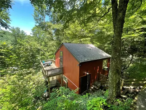 430 Laurel Ridge Rd, Banner Elk, NC 28604