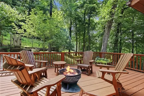 Exterior - 176 Ravens Vw, Boone, NC 28607 photo 3 of 14