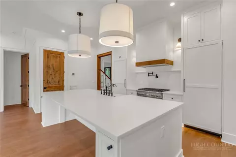 Kitchen - 253 Old Boone Rd, Blowing Rock, NC 28605 photo 5 of 7