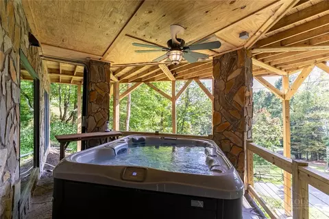 130 Autumn View Ln, Seven Devils, NC 28604 photo 45