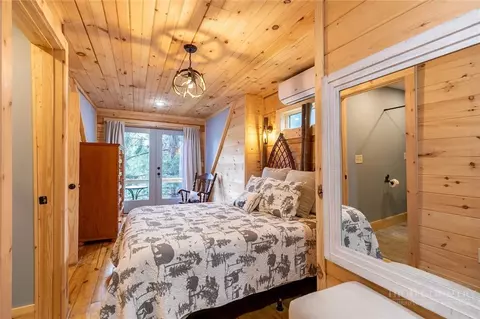 Bedroom - 130 Autumn View Ln, Seven Devils, NC 28604 photo 7 of 14