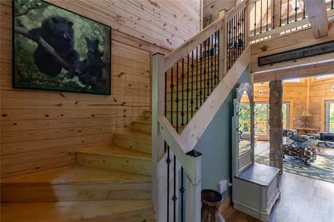 Entry Way - 130 Autumn View Ln, Seven Devils, NC 28604 photo 3 of 5
