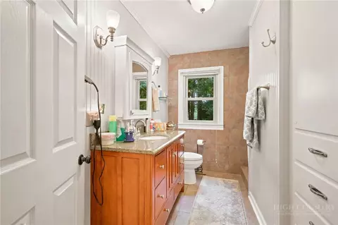 Bath - 113 Hamilton Dr, Jefferson, NC 28640 photo 1 of 4