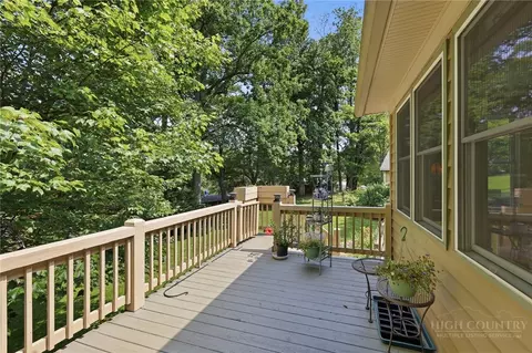 Exterior - 113 Hamilton Dr, Jefferson, NC 28640 photo 4 of 8