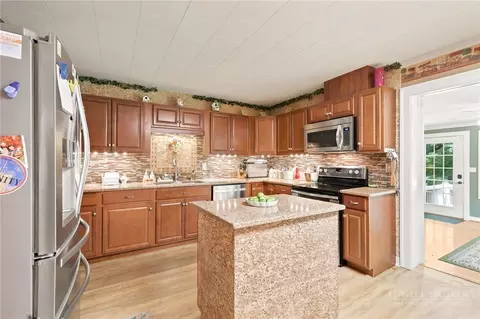 Kitchen - 113 Hamilton Dr, Jefferson, NC 28640 photo 2 of 4