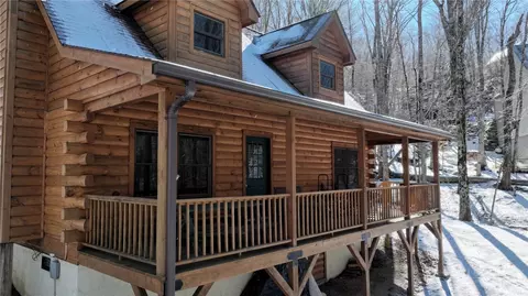 Exterior - 121 Whipporwill Way, Beech Mountain, NC 28604 photo 4 of 10