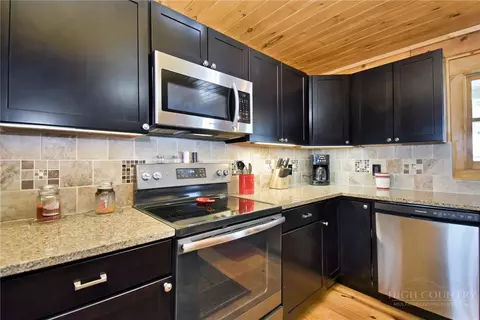 Kitchen - 121 Whipporwill Way, Beech Mountain, NC 28604 photo 1 of 3