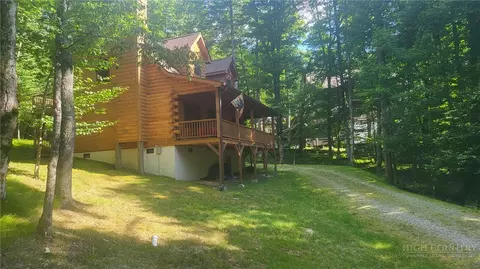 Exterior - 121 Whipporwill Way, Beech Mountain, NC 28604 photo 10 of 10