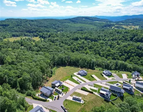 View/Area - 25 Paynes Ct, Roaring Gap, NC 28668 photo 1 of 3