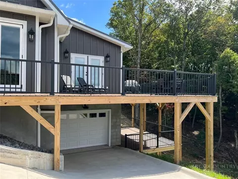 Exterior - 25 Paynes Ct, Roaring Gap, NC 28668 photo 12 of 13