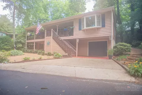 60 Pine View Rd, Newland, NC 28657