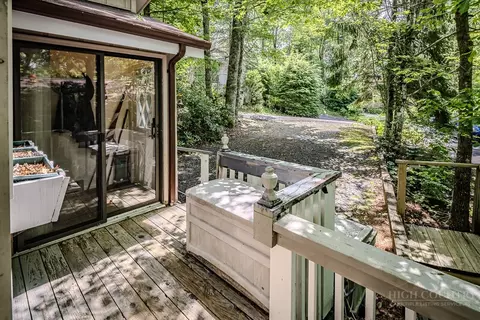 Exterior - 161 Ash Loop, Newland, NC 28657 photo 5 of 7