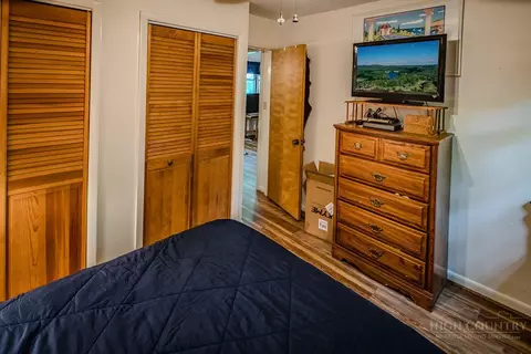 Bedroom - 161 Ash Loop, Newland, NC 28657 photo 3 of 5