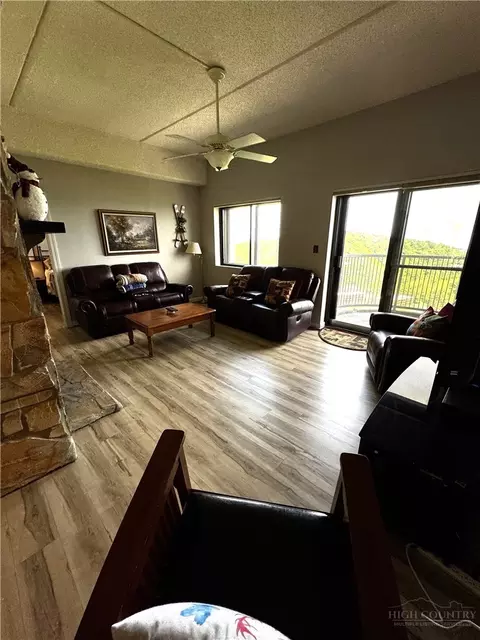 303 Sugar Top Dr #2813, Sugar Mountain, NC 28604