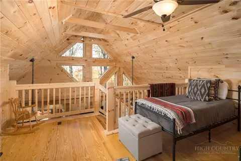 214 Lakeledge Rd, Beech Mountain, NC 28604 photo 3