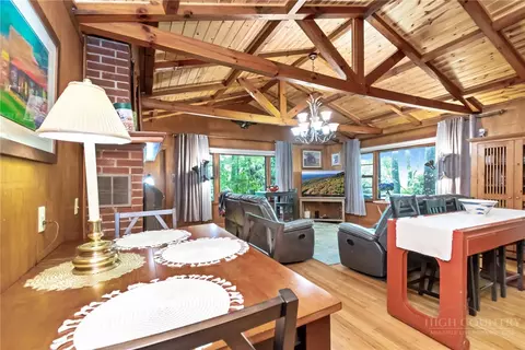 430 Holiday Hills Rd, Boone, NC 28607
