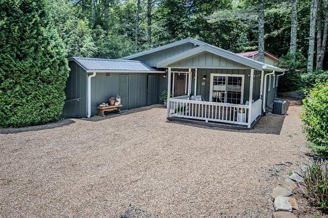 10 Overlook Rd, Newland, NC 28657