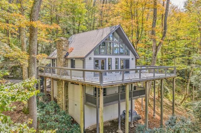 975 Hillside Dr, Linville, NC 28646