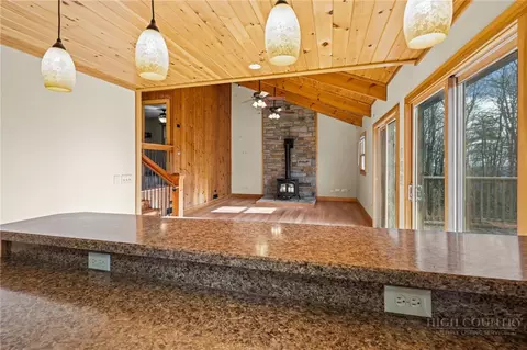 Living - 276 Storie Rd, Boone, NC 28607 photo 6 of 7