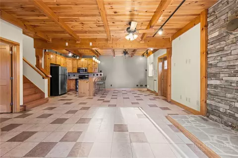 Living - 276 Storie Rd, Boone, NC 28607 photo 3 of 7
