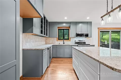 Kitchen - 102 Snowplow Ln, Beech Mountain, NC 28604 photo 2 of 4