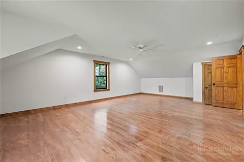 Bedroom - 102 Snowplow Ln, Beech Mountain, NC 28604 photo 6 of 6