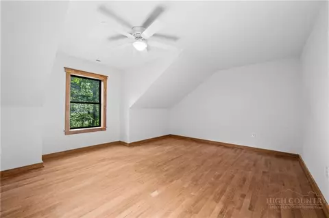 Bedroom - 102 Snowplow Ln, Beech Mountain, NC 28604 photo 3 of 6