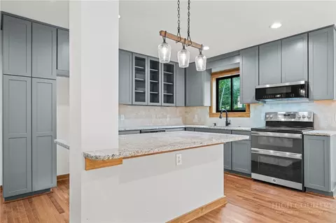 Kitchen - 102 Snowplow Ln, Beech Mountain, NC 28604 photo 4 of 4