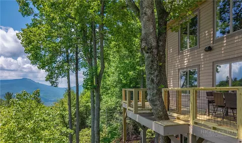 Exterior - 187 Hialeah Ln, Boone, NC 28607 photo 4 of 12