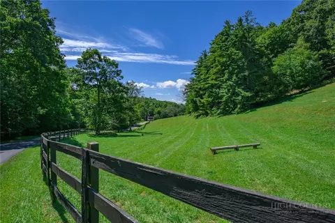 Exterior - 187 Hialeah Ln, Boone, NC 28607 photo 3 of 12