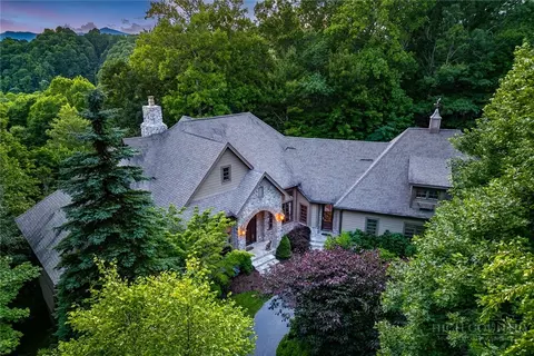 285 Wetherley, Boone, NC 28607 photo 2