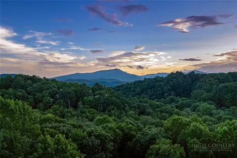 285 Wetherley, Boone, NC 28607 photo 46